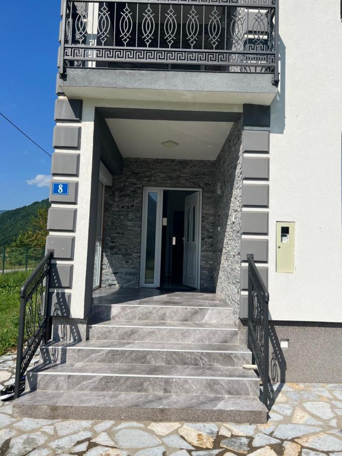 Duca Apartmani 普拉夫 外观 照片